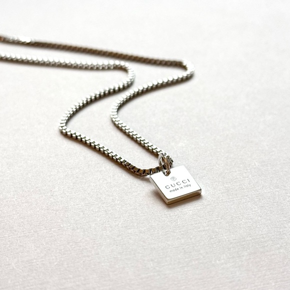 Gucci .925 Silver Square Pendant on Chain/Necklace - Picture 3 of 4